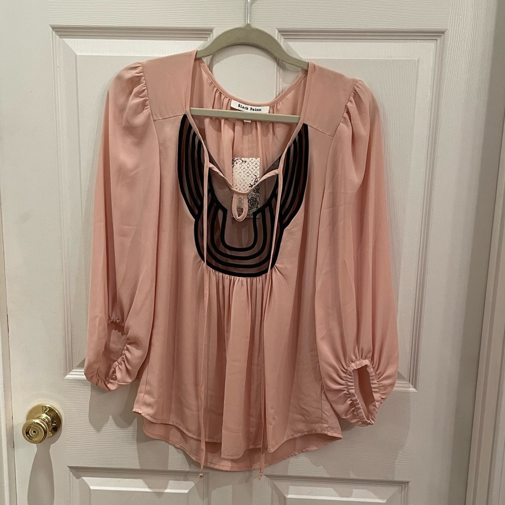Black Rainn blouse